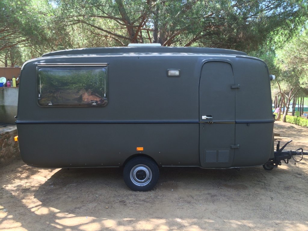 Bij Rouwen kaart Schilder de buitenkant van je caravan - Caravanity | happy campers lifestyle