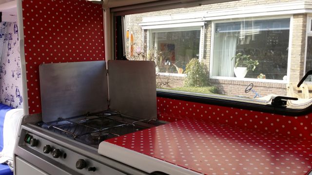 Keuken in caravan | caravanity