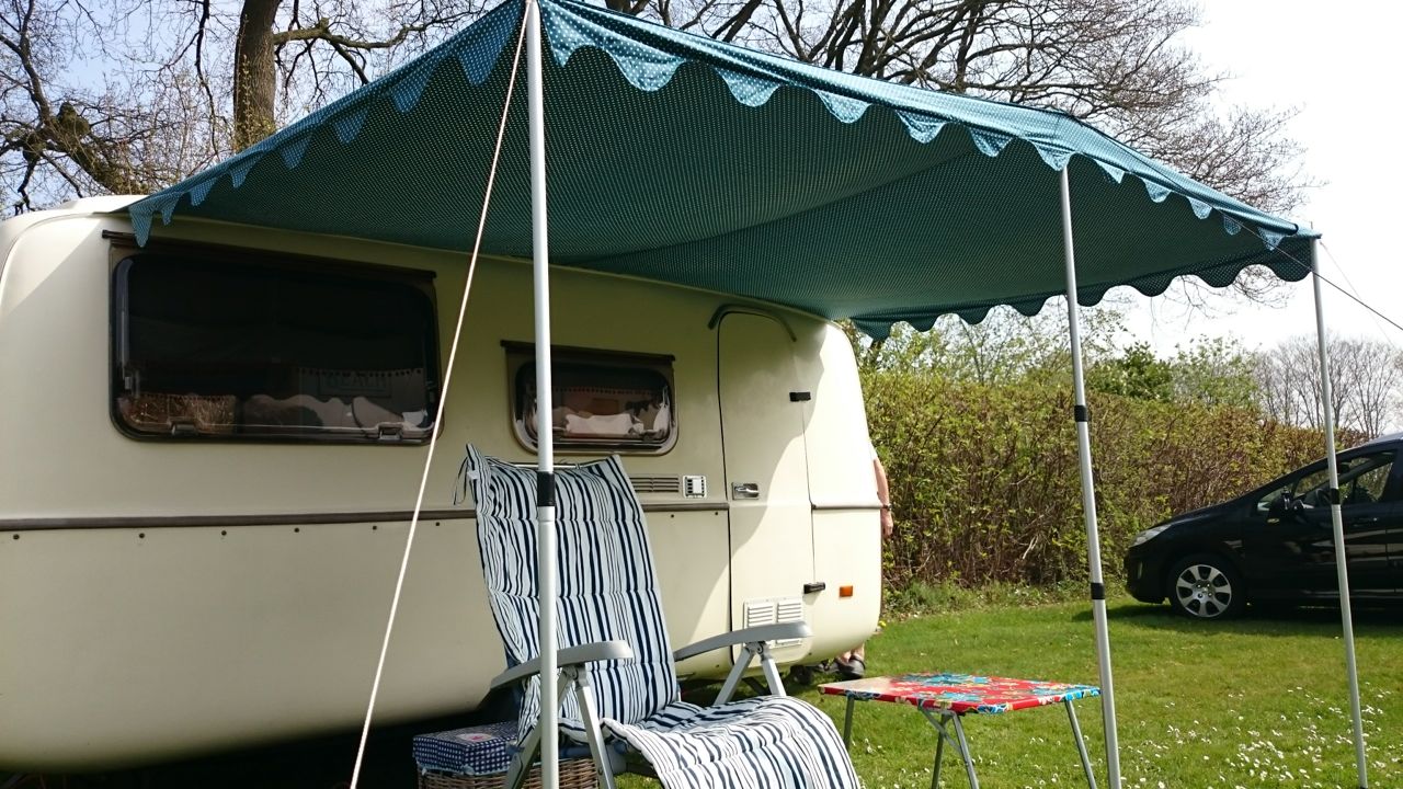 Verhoog jezelf naast Reclame Zo maak je zelf een luifel! - Caravanity | happy campers lifestyle