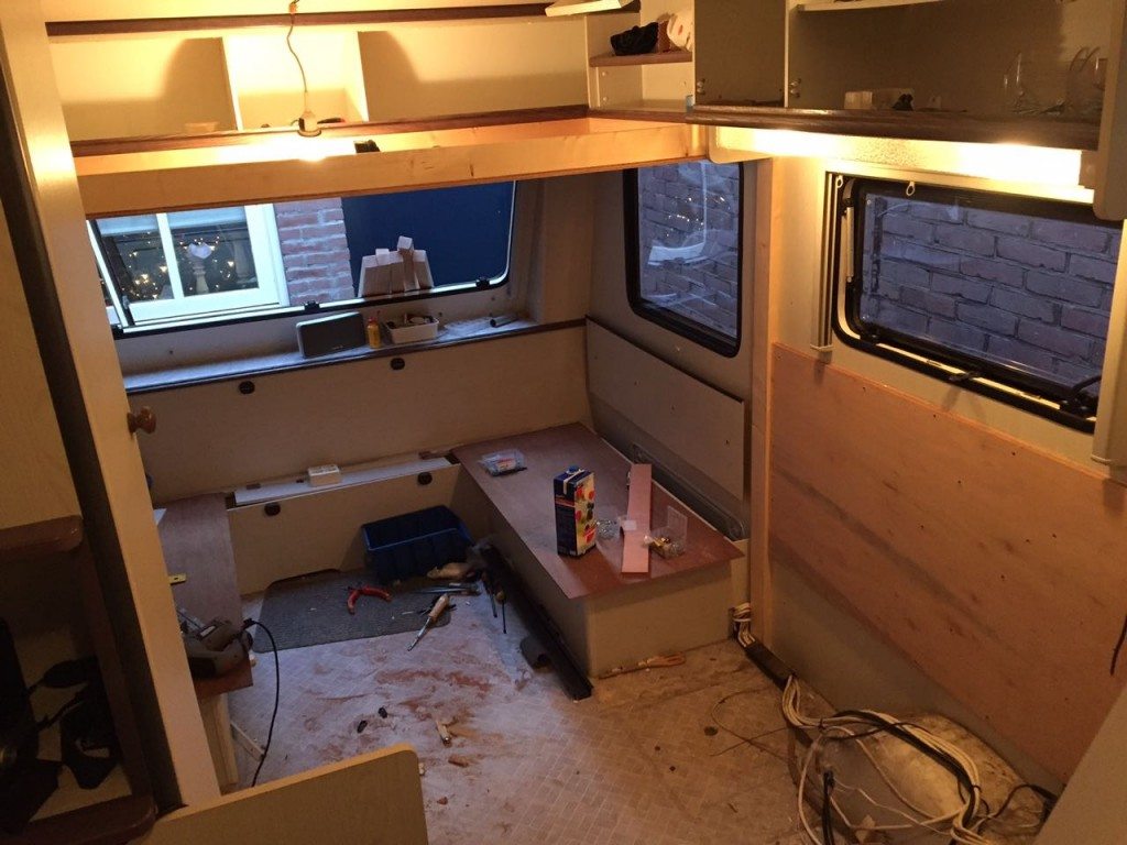 stapelbed maken in caravan | caravanity7