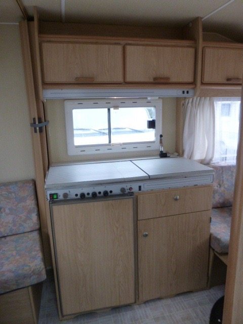 chateau-caravan-keuken-caravanity-2