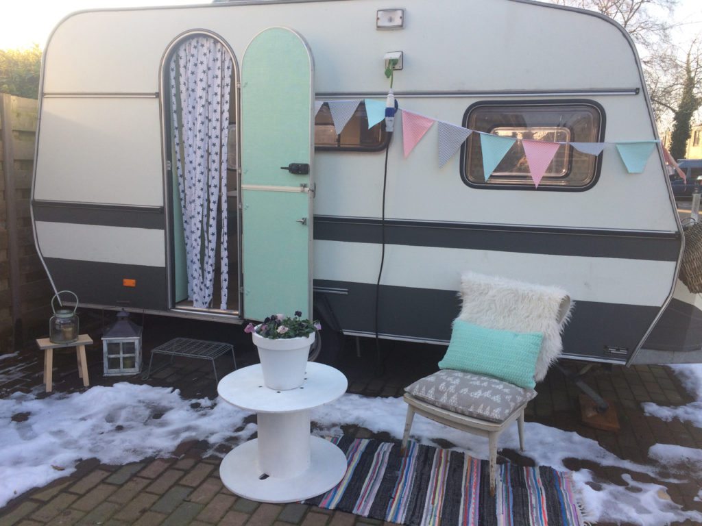 Mint caravan | Caravanity 1