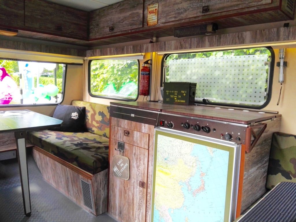 Man cave - Caravanity | happy campers lifestyle